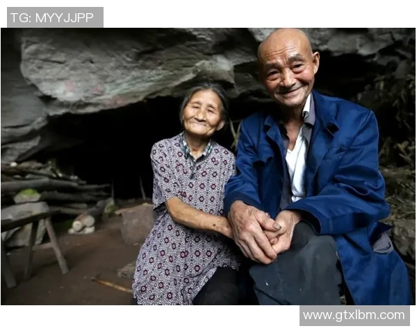 勾手老大爷的传奇故事与街头智慧传承