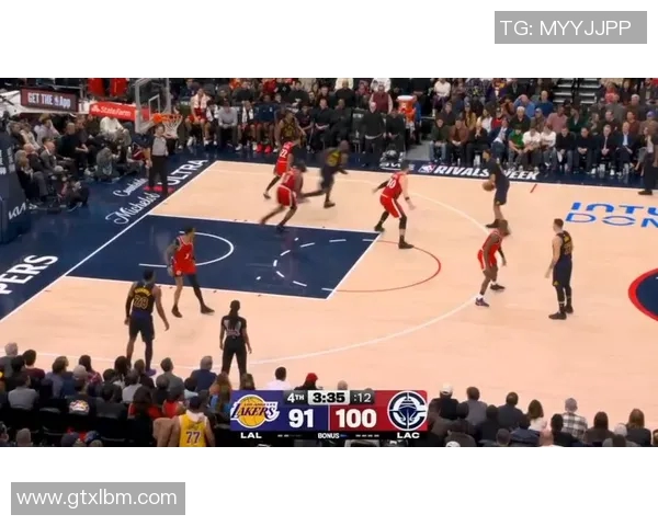 湖人对决快船圣诞大战直播精彩瞬间回顾与赛前分析