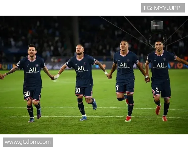 曼联与巴黎次回合对决全景直播精彩回顾与分析